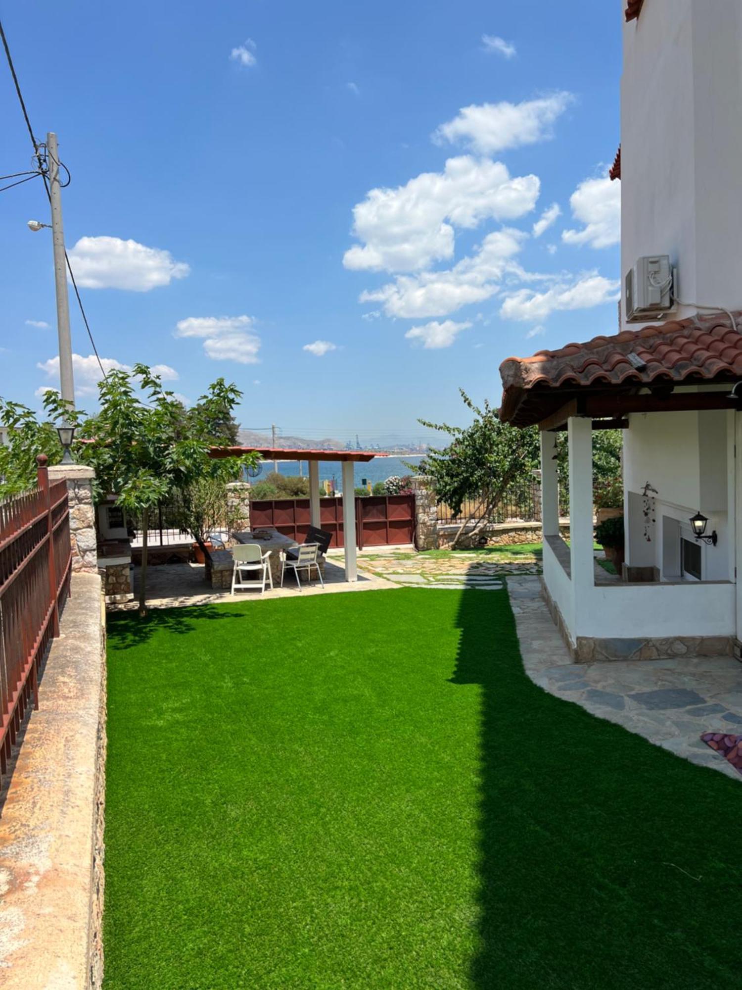 Apartment In Salamina With Garden & Sea View Selinia Экстерьер фото