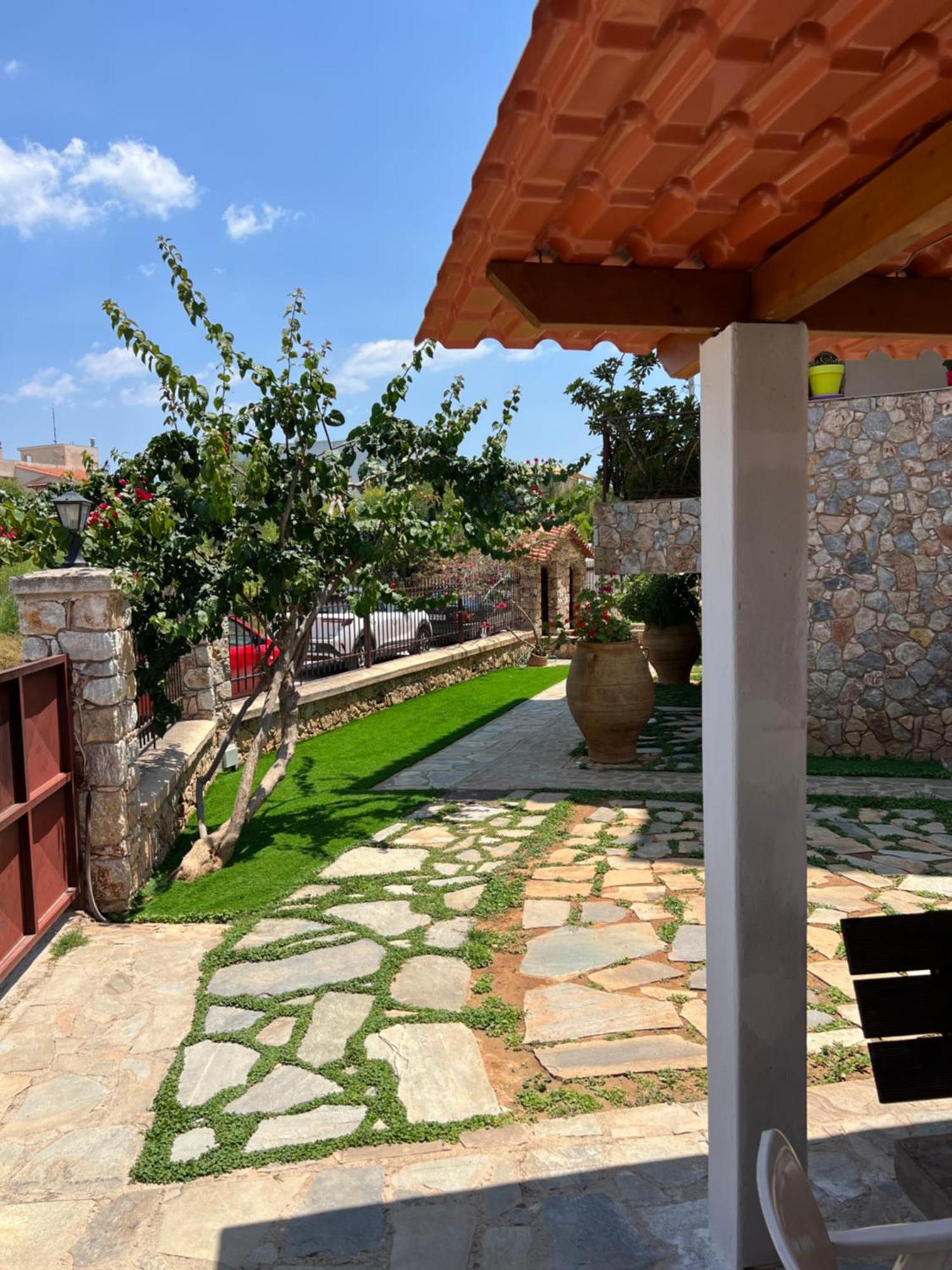 Apartment In Salamina With Garden & Sea View Selinia Экстерьер фото